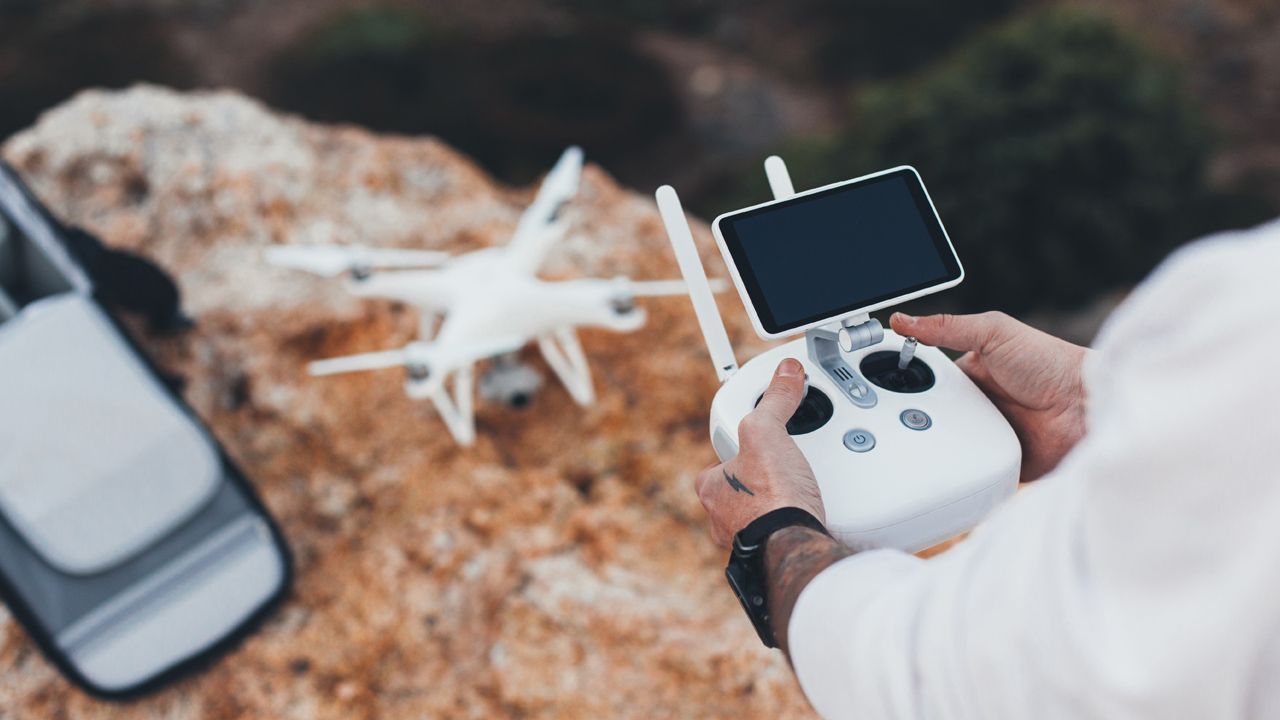 como usar drones contra a dengue